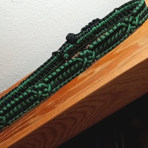 Handmade Men's Paracord Belt - Picture 3 of 8